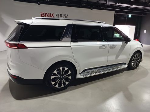 Kia Carnival Diesel 9-Seater Signature — пробег 65 615 км — фото 4 из 5