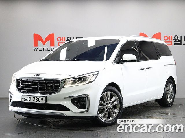 Kia Carnival 9-Seater Noblesse — пробег 224 456 км — фото 1 из 5