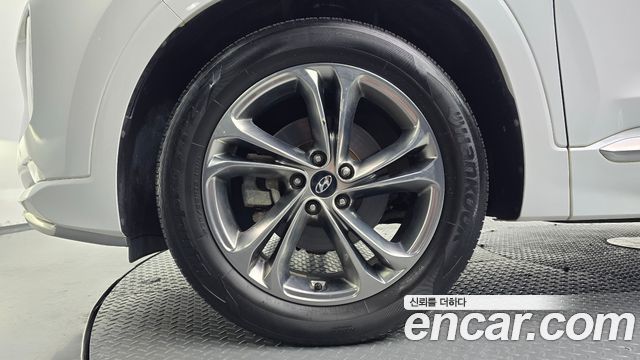 Hyundai Santafe Diesel 2.2 4WD Inspiration — пробег 83 637 км — фото 5 из 5