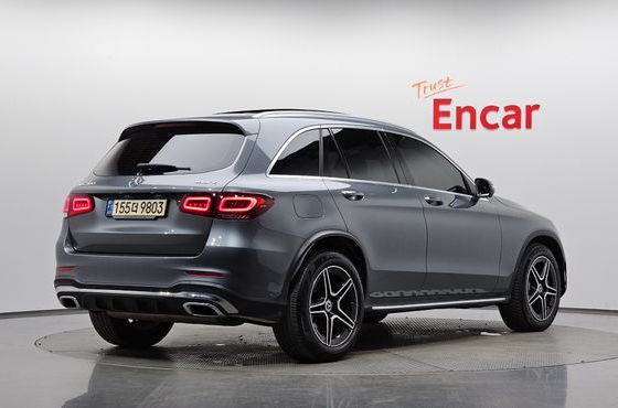 Mercedes-Benz GLC-Class GLC300 4MATIC — пробег 69 297 км — фото 2 из 5
