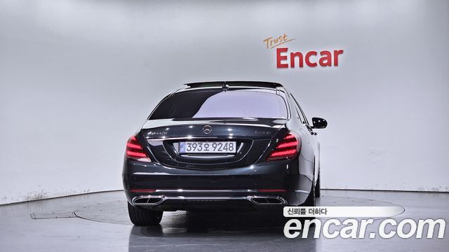 Mercedes-Benz S-Class Maybach S560 4MATIC — пробег 258 706 км — фото 4 из 5