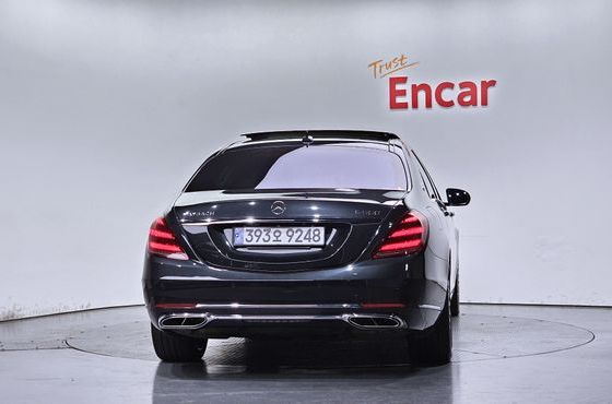 Mercedes-Benz S-Class Maybach S560 4MATIC — пробег 258 706 км — фото 4 из 5