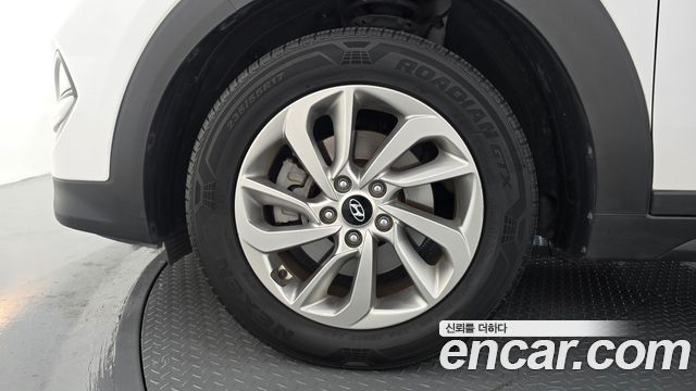 Hyundai Tucson Diesel 2.0 2WD Style Special — пробег 122 261 км — фото 5 из 5
