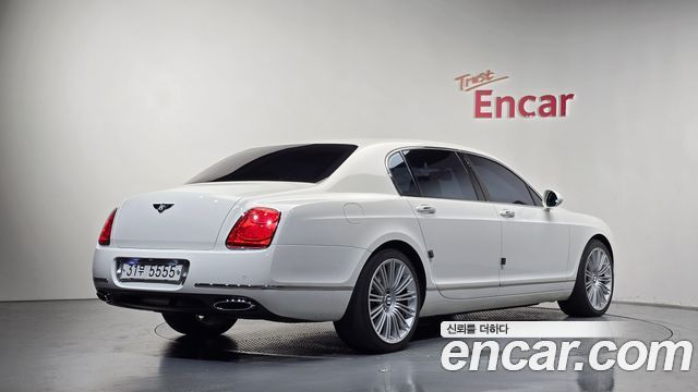 Bentley Flying Spur из Кореи Encar