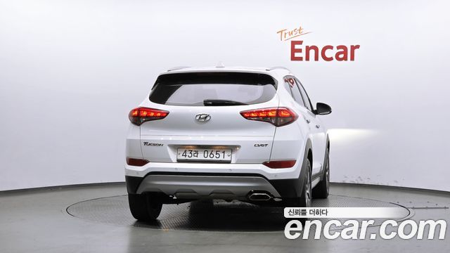 Hyundai Tucson Diesel 1.7 2WD Premium — пробег 184 401 км — фото 4 из 5