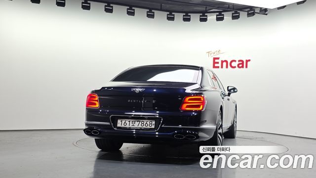 Bentley Flying Spur из Кореи Encar