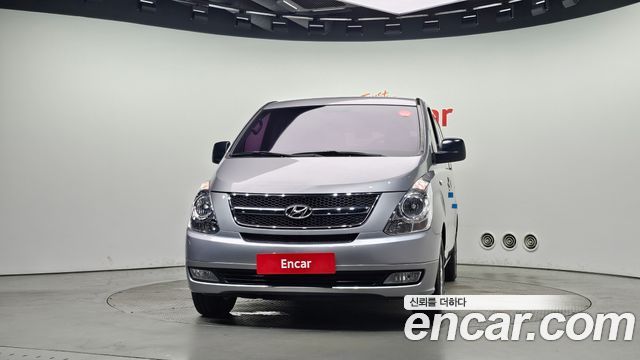 Hyundai Starex 12-Seater Wagon CVX Premium — пробег 139 494 км — фото 3 из 5
