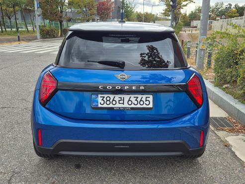 Mini Cooper Classic — пробег 5 700 км — фото 3 из 5