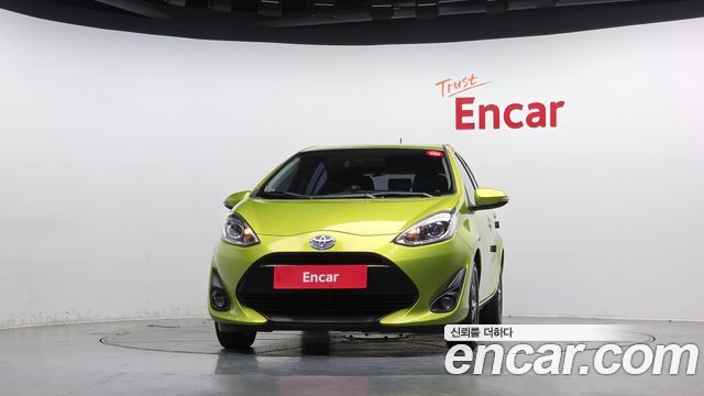 Toyota Prius из Кореи Encar