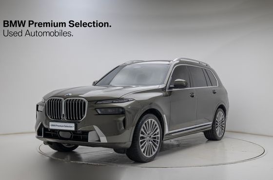 BMW X7 xDrive 40i Design Pure Excellence 6-Seater — пробег 4 166 км — фото 1 из 5