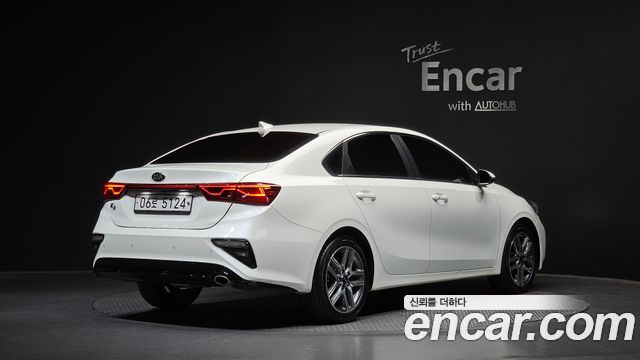 Kia K3 из Кореи Encar