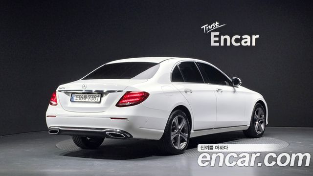 Mercedes-Benz E-Class из Кореи Encar