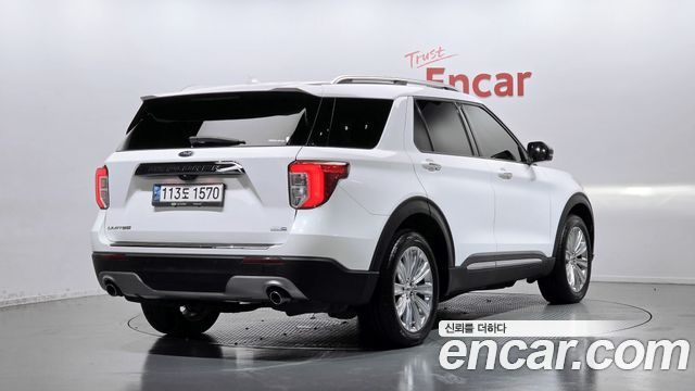 Ford Explorer 2.3 LimIted 4WD — пробег 91 376 км — фото 2 из 5