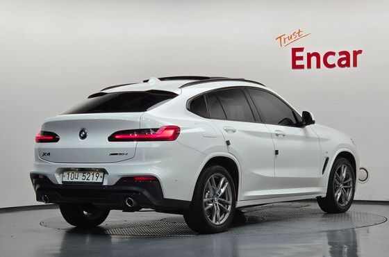 BMW X4 xDrive20d M Sport — пробег 67 392 км — фото 2 из 5