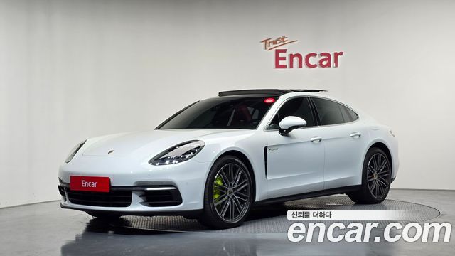 Porsche Panamera 2.9 AWD E-Hybrid — пробег 108 333 км — фото 1 из 5