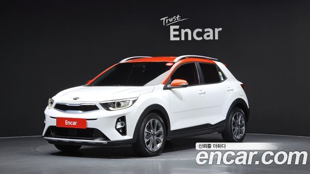 Kia Stonic из Кореи Encar