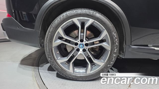 BMW X5 xDrive 45e xLine — пробег 124 587 км — фото 5 из 5