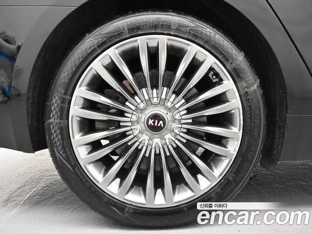 Kia K9 из Кореи Encar