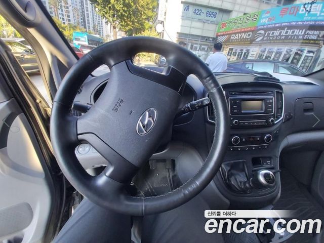 Hyundai Starex Van 5-Seater Smart — пробег 116 142 км — фото 4 из 5