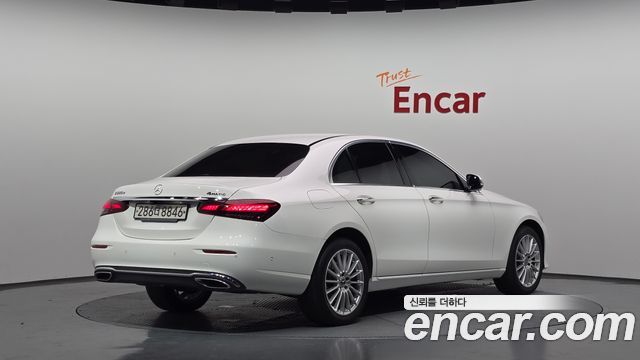 Mercedes-Benz E-Class из Кореи Encar