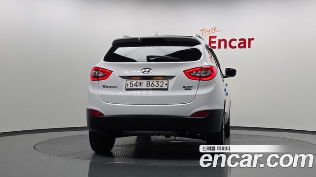 Hyundai Tucson Diesel(e-VGT) 4WD Modern — пробег 158 498 км — фото 4 из 5