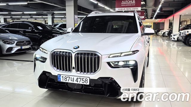 BMW X7 xDrive 40i M Sport 6STR — пробег 21 520 км — фото 1 из 5