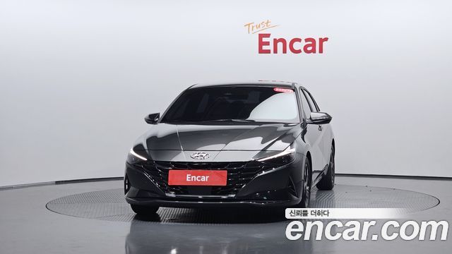 Hyundai AVANTE Inspiration — пробег 10 806 км — фото 3 из 5