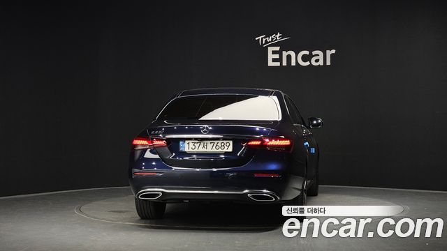 Mercedes-Benz E-Class из Кореи Encar