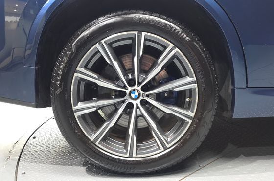 BMW X5 xDrive 30d M Sport — пробег 88 808 км — фото 5 из 5