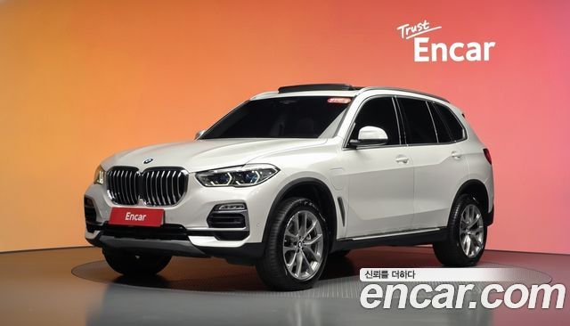 BMW X5 xDrive 45e xLine — пробег 143 504 км — фото 1 из 5
