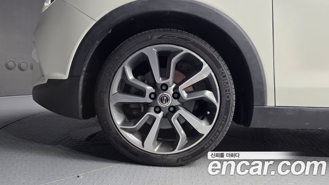 Ssangyong TIBOLI из Кореи Encar
