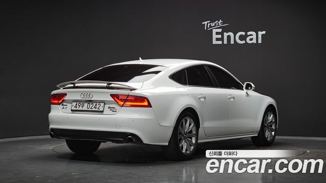 Audi A7 3.0 TFSI Quattro Entry 4G — пробег 76 925 км — фото 2 из 5