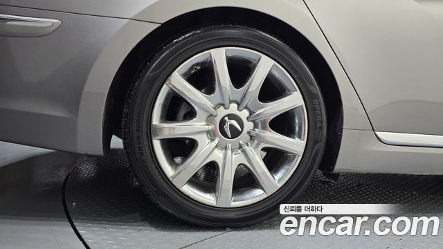 Hyundai Equus из Кореи Encar