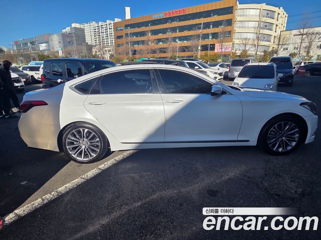 Hyundai Genesis из Кореи Encar