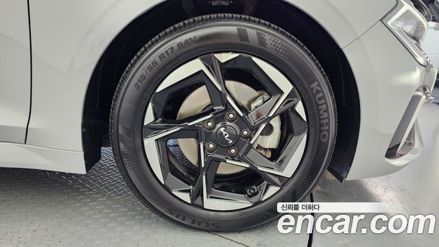 Kia K5 из Кореи Encar