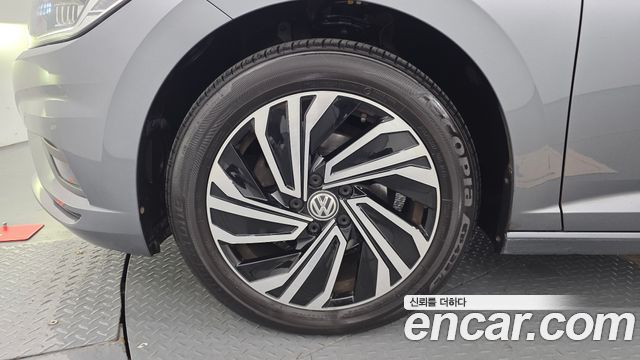 Volkswagen Jetta 1.4 TSI Prestige — пробег 40 762 км — фото 5 из 5