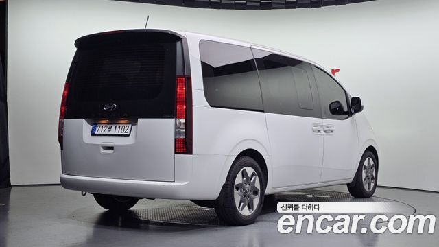 Hyundai Staria из Кореи Encar
