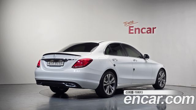 Mercedes-Benz C-Class из Кореи Encar