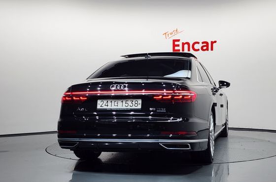 Audi A8 55 TFSI Quattro LWB — пробег 94 718 км — фото 4 из 5