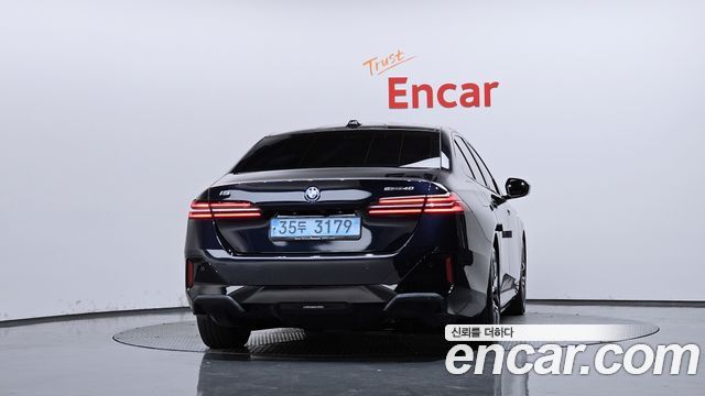 BMW i5 eDrive 40 M Sport — пробег 78 110 км — фото 4 из 5