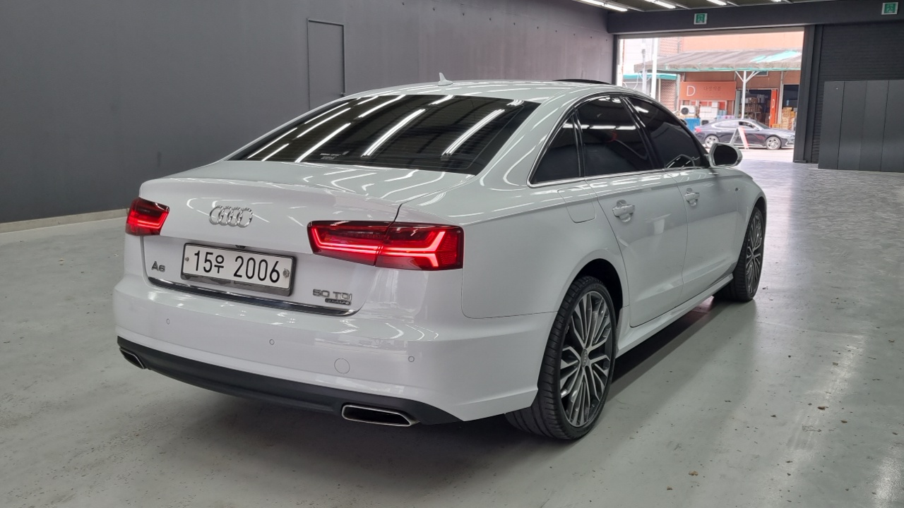 Audi A6 50 TDI Quattro Premium Tech & Design C7 — пробег 109 000 км — фото 2 из 5