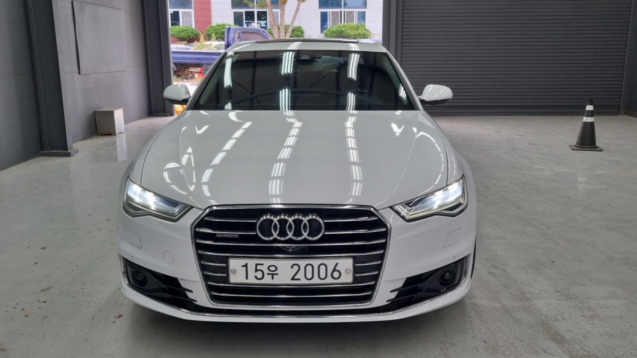 Audi A6 50 TDI Quattro Premium Tech & Design C7 — пробег 109 000 км — фото 3 из 5