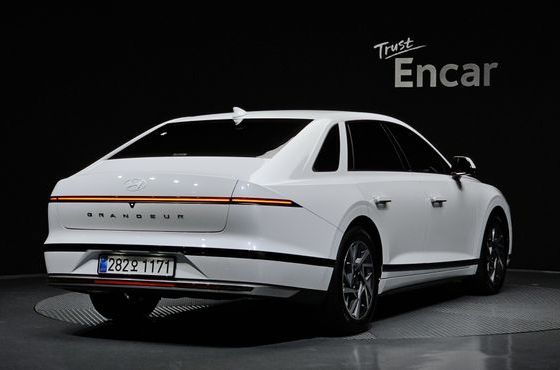 Hyundai Grandeur Exclusive — пробег 5 487 км — фото 2 из 5