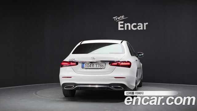 Mercedes-Benz E-Class из Кореи Encar