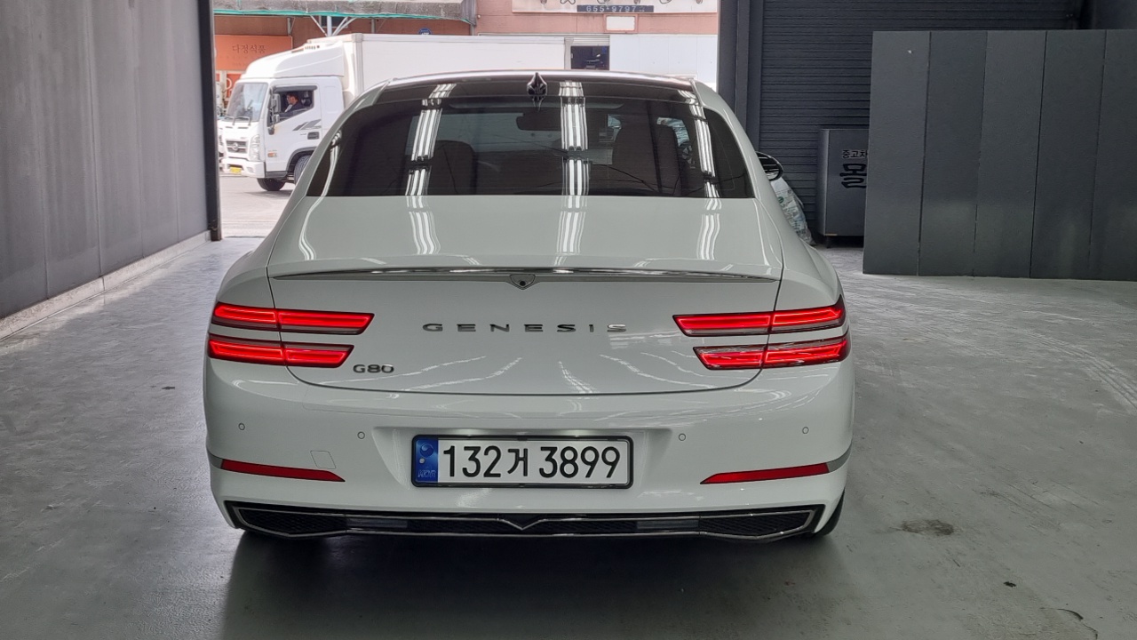 Genesis G80 Diesel 2.2 2WD — пробег 102 000 км — фото 4 из 5