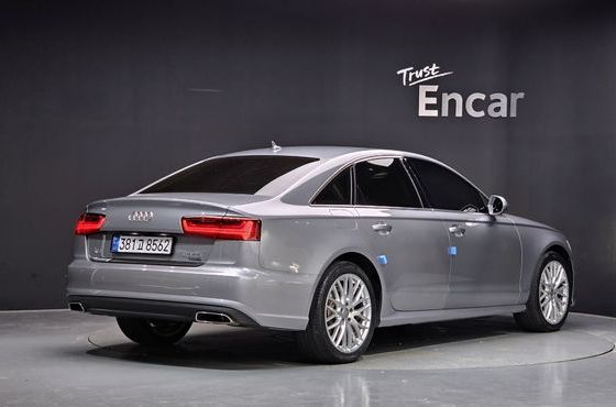 Audi A6 40 TDI Quattro Premium C7 — пробег 83 916 км — фото 2 из 5