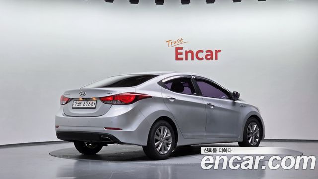 Hyundai AVANTE 1.6 VGT Modern Standard — пробег 182 360 км — фото 2 из 5