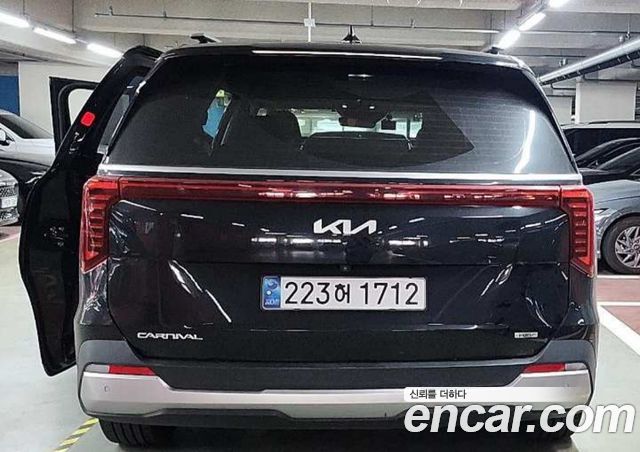 Kia Carnival HEV 9 seater Prestige — пробег 82 723 км — фото 3 из 5