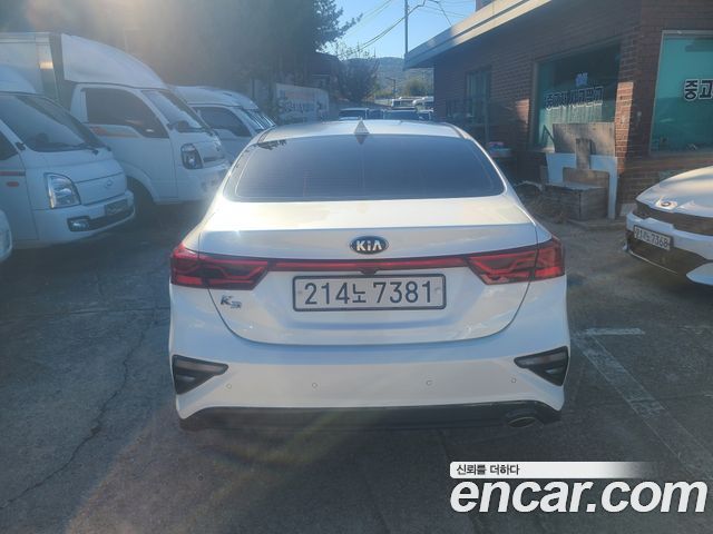 Kia K3 из Кореи Encar