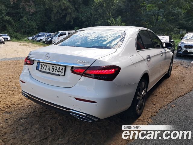 Mercedes-Benz E-Class E350 4MATIC Avantgarde — пробег 86 882 км — фото 4 из 5